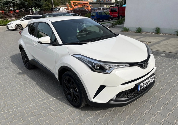 Toyota C-HR cena 74900 przebieg: 67000, rok produkcji 2017 z Warszawa małe 172